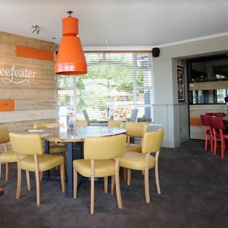 Premier Inn Premier Inn Southend Airport エクステリア 写真